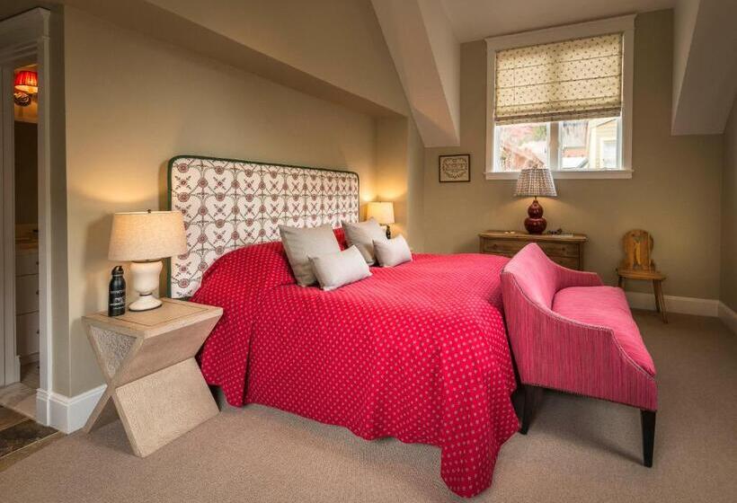 فندق Dunton Town House