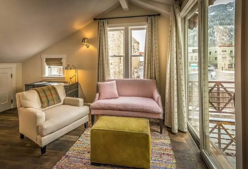 Hotelli Dunton Town House