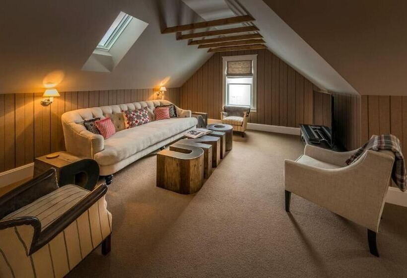 فندق Dunton Town House