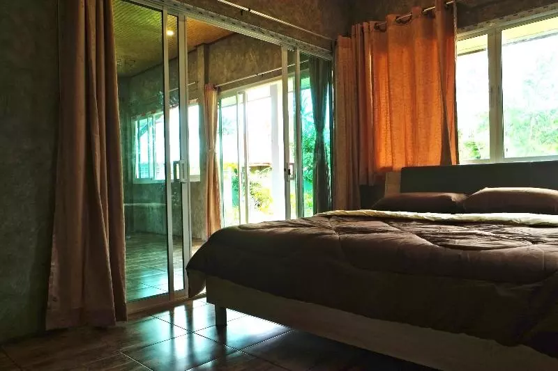 ホテル Gerd And Noi Resort Khao Lak