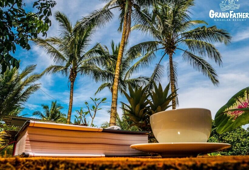 Hotel Grandfather Khaolak Resort