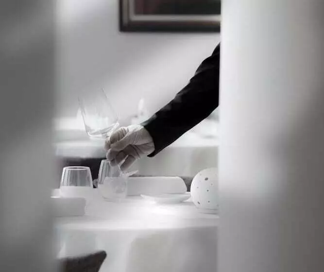 ホテル Hôtel Le Pré