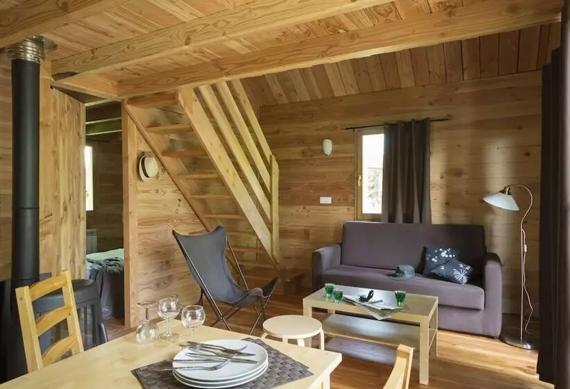 ホテル Huttopia Font Romeu