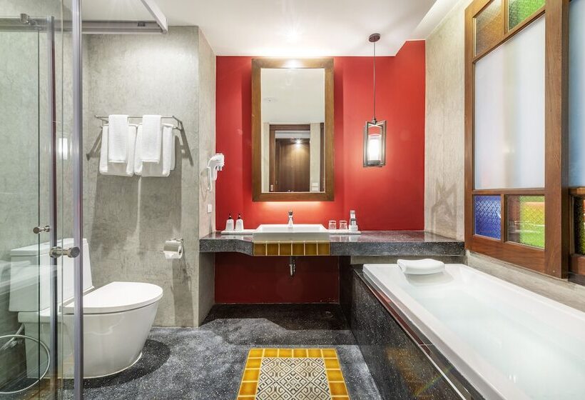 هتل Monkham Village Hat Yai