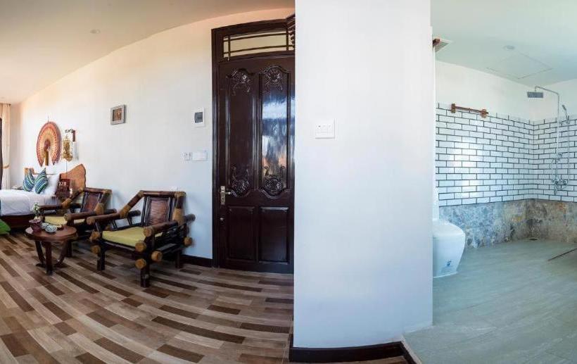 酒店 Nipa Riverside Villa