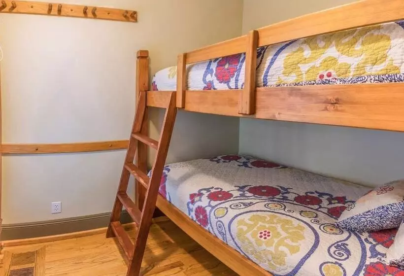 Oak Sherwin House Near Osf