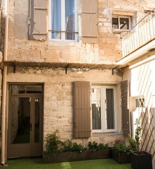 پانسیون Les Suites Du 17