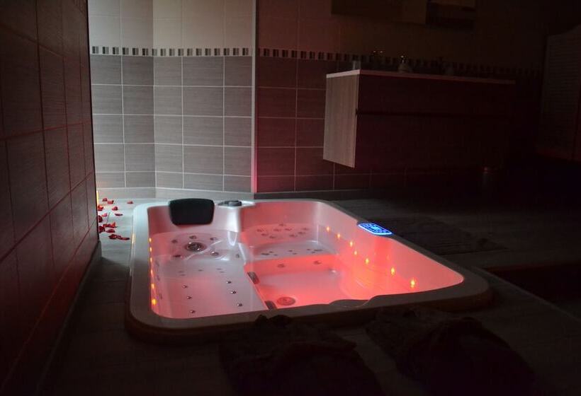 مبيت وإفطار La Perle Rare