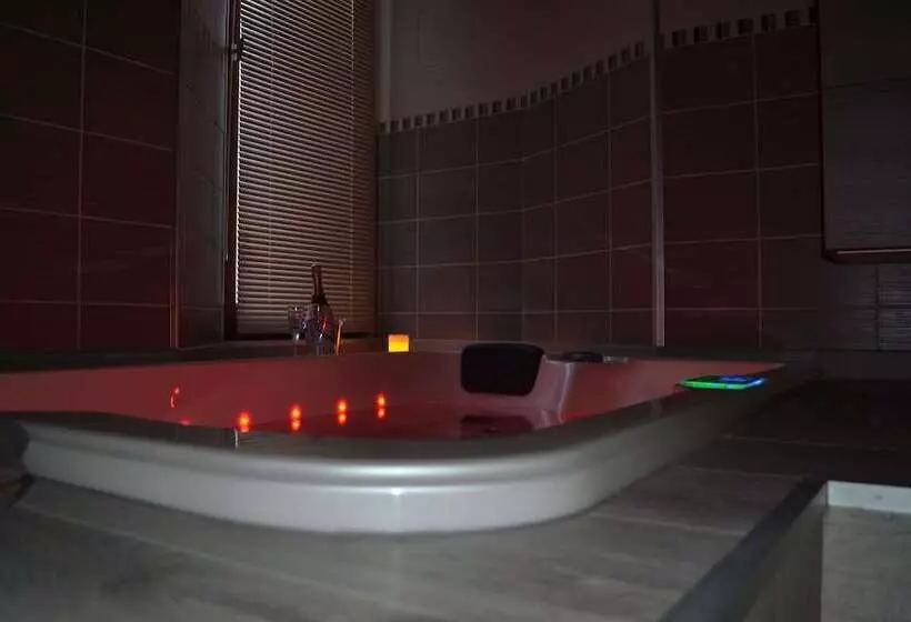 Aamiaismajoitus (B&B) La Perle Rare