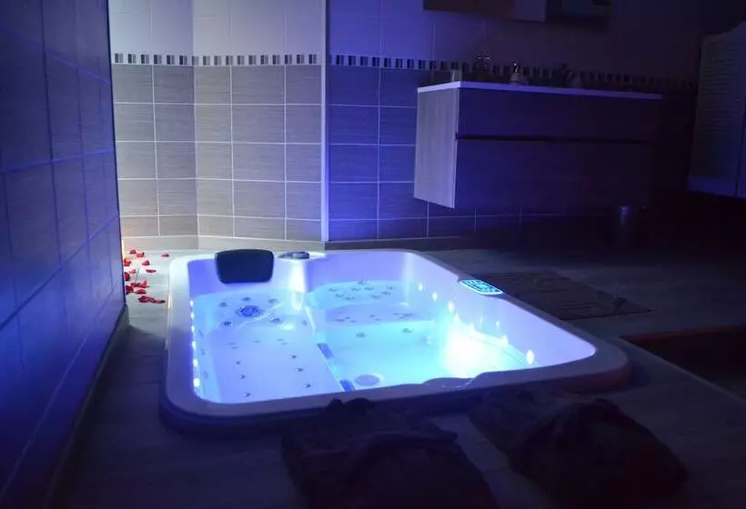 Aamiaismajoitus (B&B) La Perle Rare