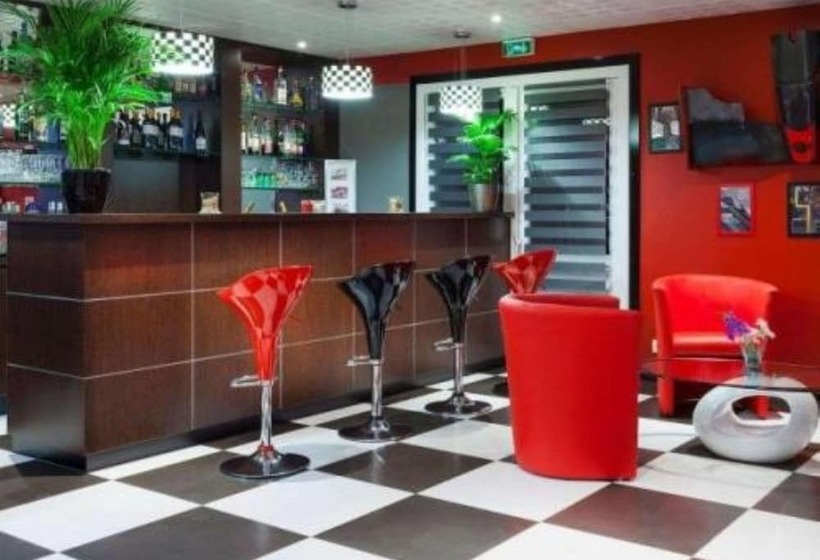 Enzo Hotel Brétigny