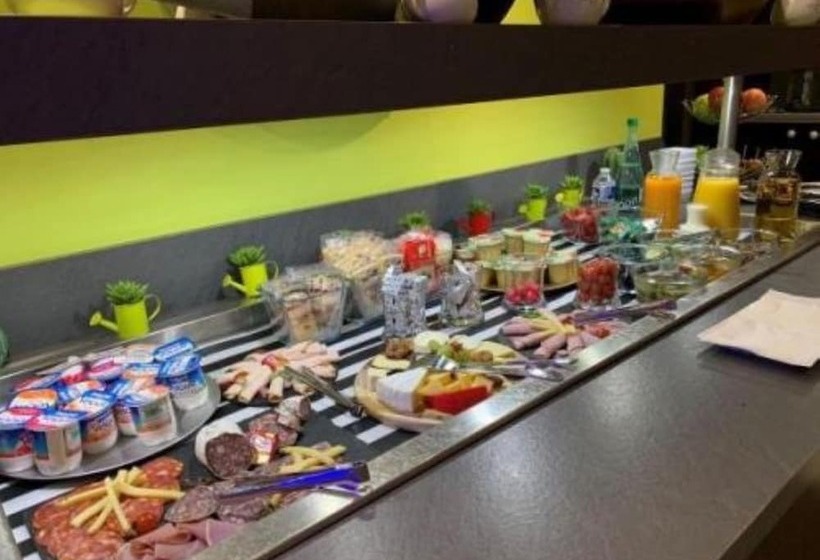 Enzo Hotel Brétigny