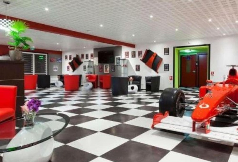 Enzo Hotel Brétigny