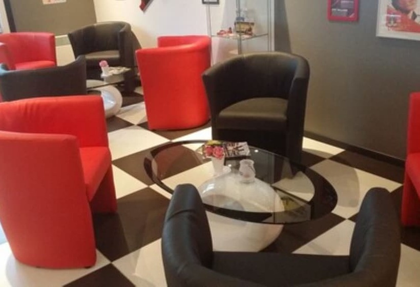 Enzo Hotel Brétigny