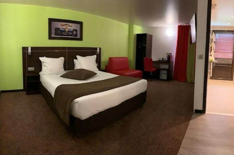 Enzo Hotel Brétigny