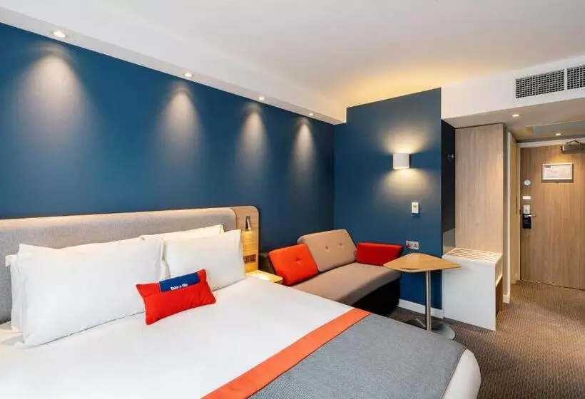 هتل Holiday Inn Express   Derry   Londonderry, An Ihg