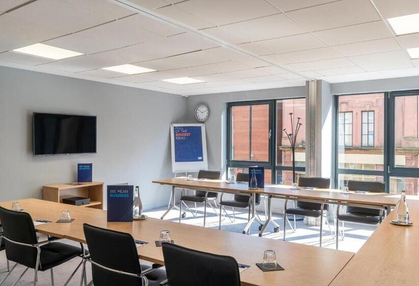 Отель Holiday Inn Express   Derry   Londonderry, An Ihg