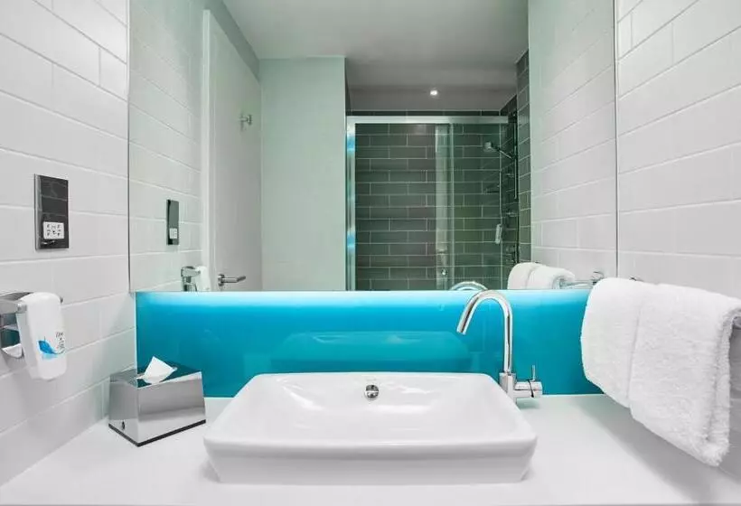 هتل Holiday Inn Express   Derry   Londonderry, An Ihg