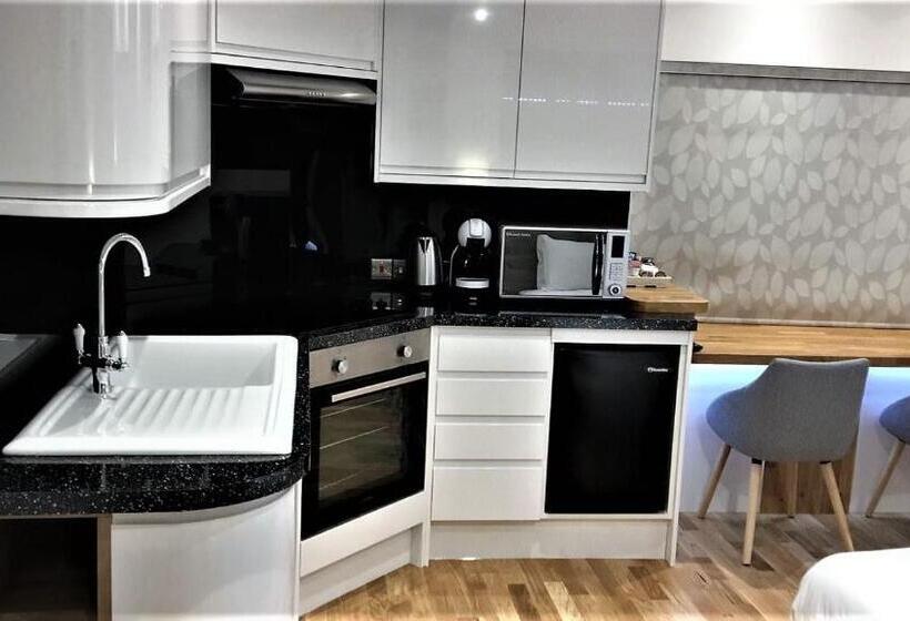 فندق Rioshouse Henley