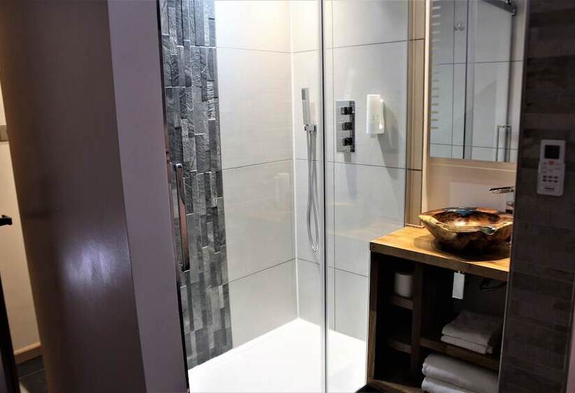 فندق Rioshouse Henley