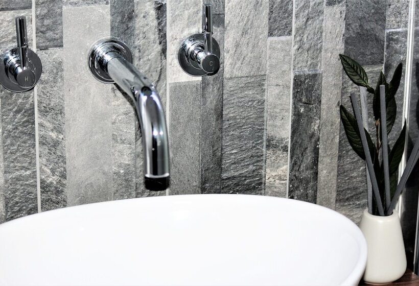 فندق Rioshouse Henley