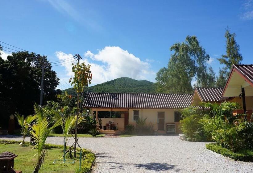 هتل Sukhothai Indy Resort