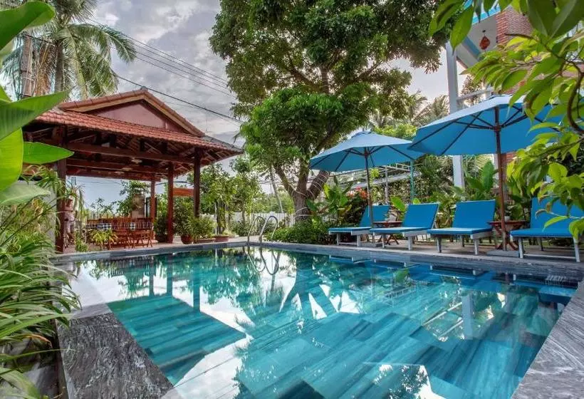 پانسیون An Bang River Lake Villa