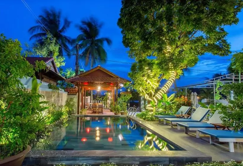 پانسیون An Bang River Lake Villa