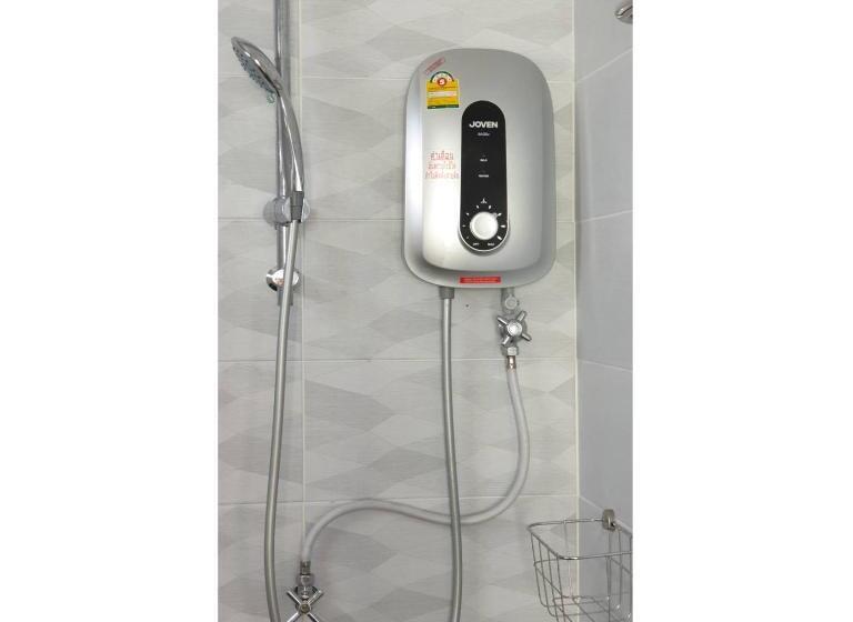 פנסיון Khaohom House