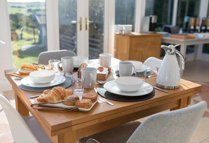 Majatalo My Way Guest House