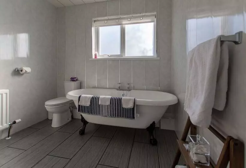 Majatalo My Way Guest House