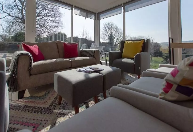 Majatalo My Way Guest House