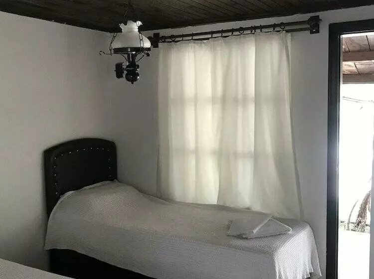 Assos Yenibahce Motel