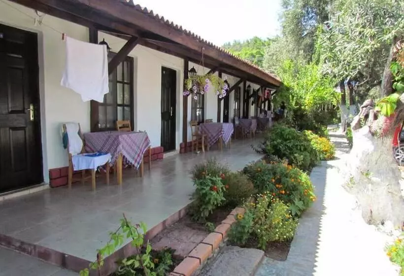 Assos Yenibahce Motel