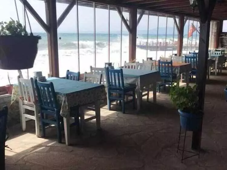 Assos Yenibahce Motel