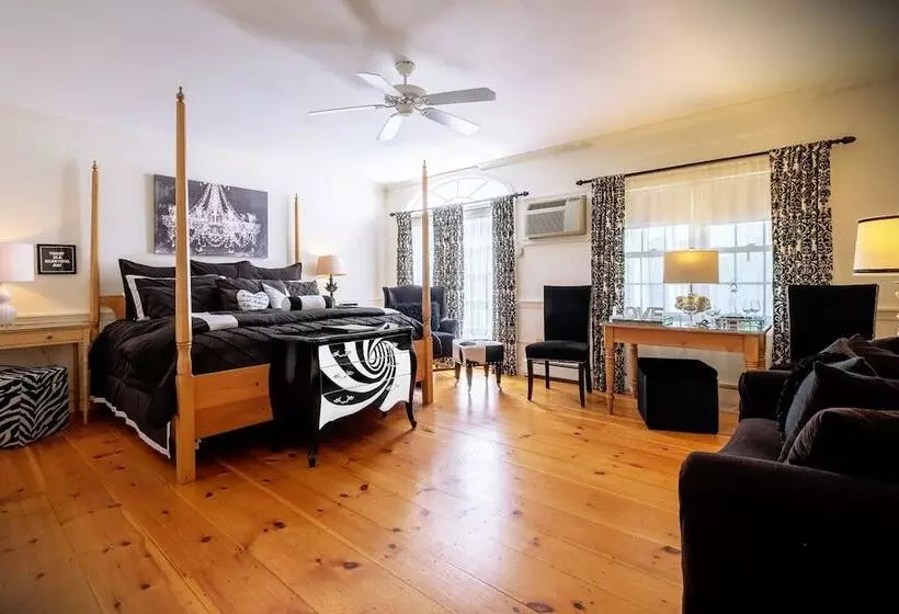 ベッドアンドブレックファースト Hartwell House Inn