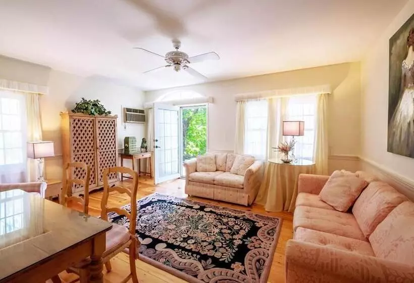 ベッドアンドブレックファースト Hartwell House Inn