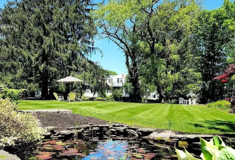 ベッドアンドブレックファースト Hartwell House Inn