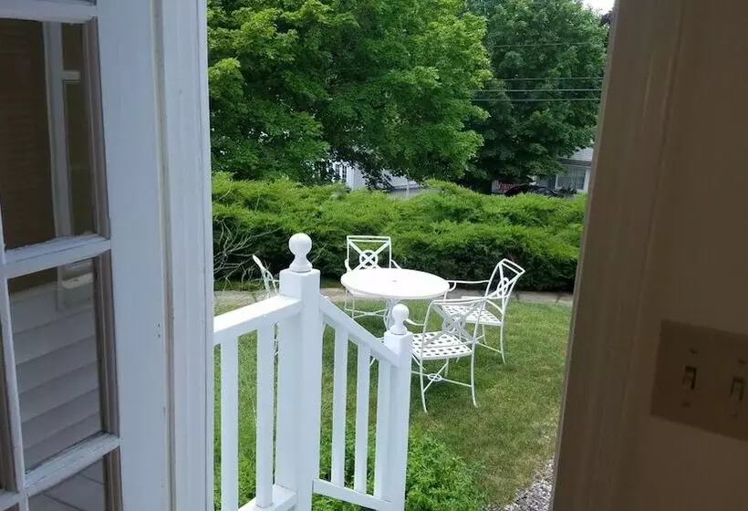 ベッドアンドブレックファースト Hartwell House Inn