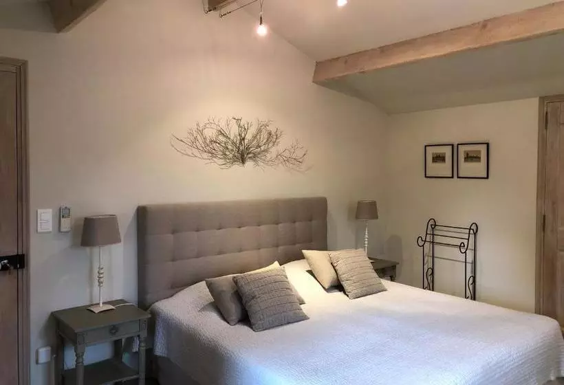 ベッドアンドブレックファースト Le Mas Au Portail Bleu