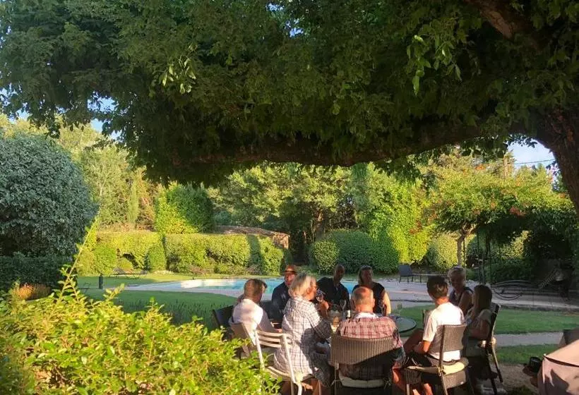 ベッドアンドブレックファースト Le Mas Au Portail Bleu