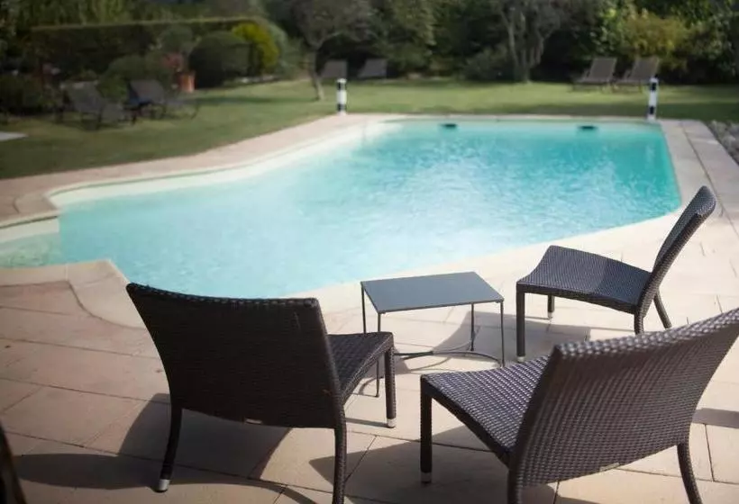 ベッドアンドブレックファースト Le Mas Au Portail Bleu