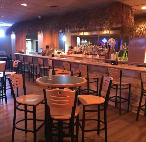 Отель Southgate