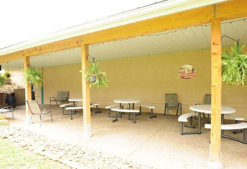 Отель Southgate