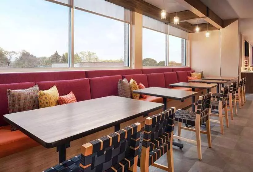 Hotelli Tru By Hilton Milwaukee Brookfield