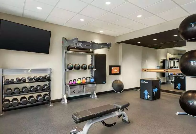 Hotelli Tru By Hilton Milwaukee Brookfield