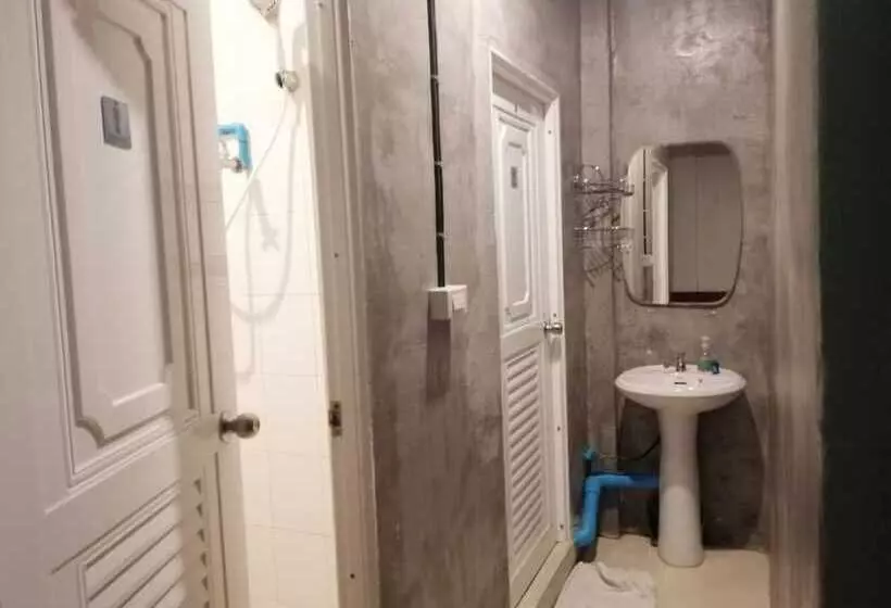 Neverland Hostel