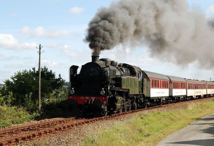 Au Bord De La Rive B&b