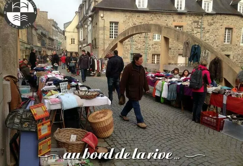 Au Bord De La Rive B&b