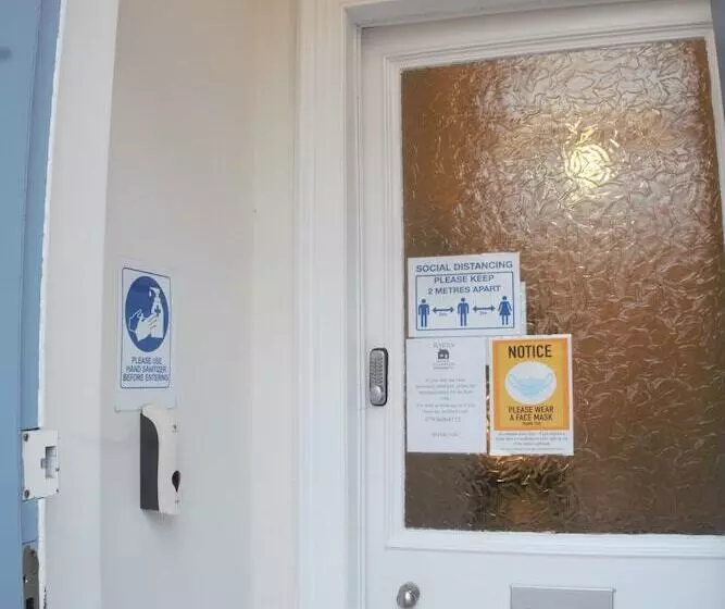 تختخواب و صبحانه Barns Serviced Accommodation